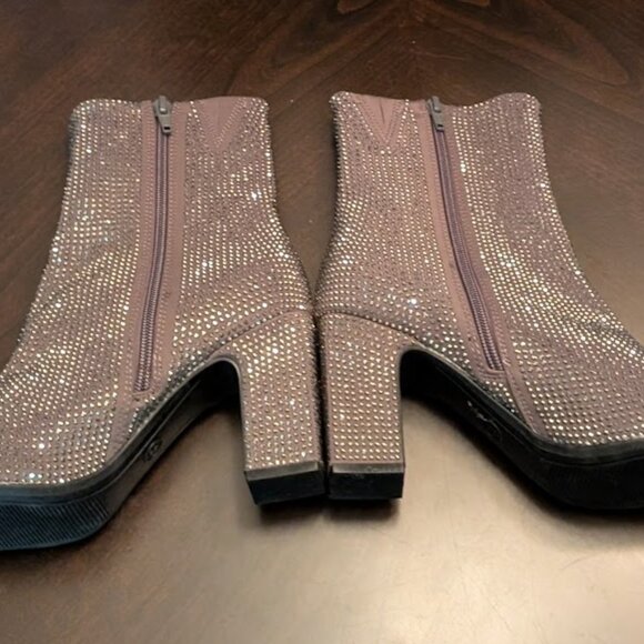 B31 A NEW DAY Cassidy Rhinestone Ankle Boots - Picture 6 of 8